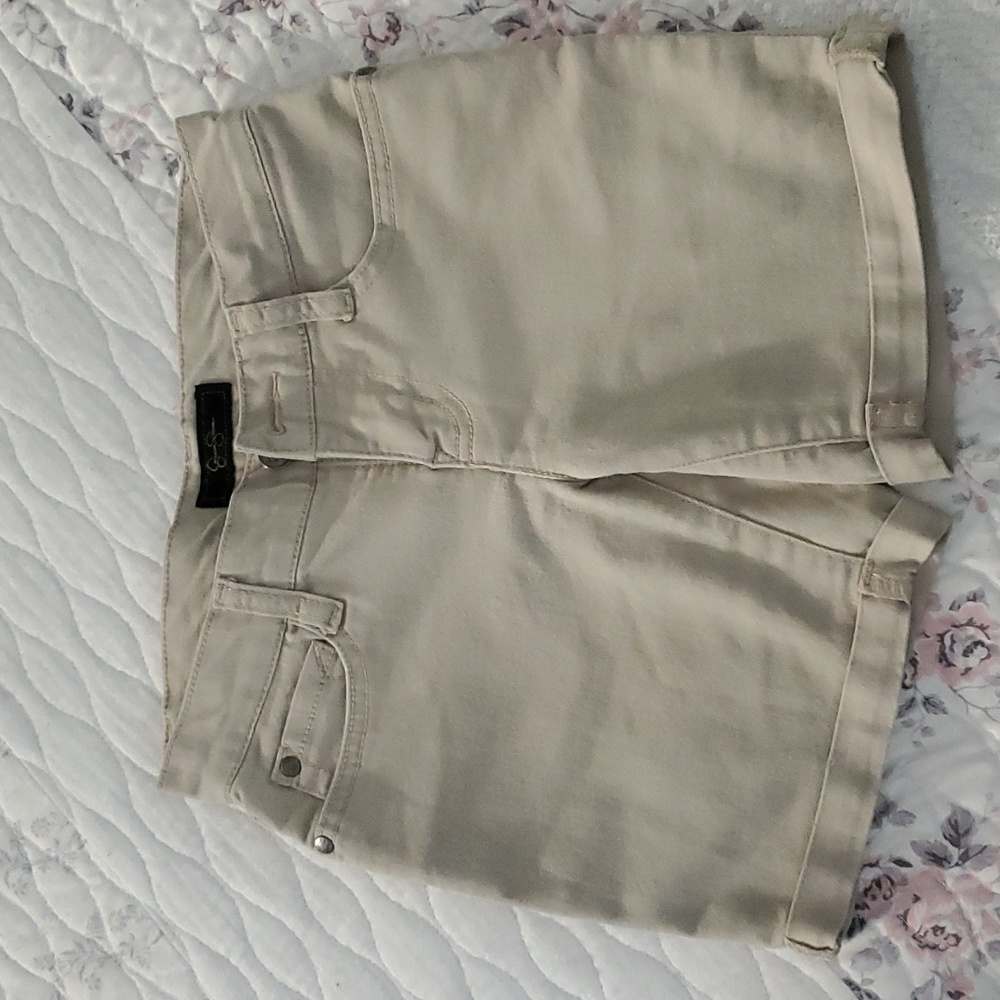 Jessica Simpson girls stretch short size 8 beige color